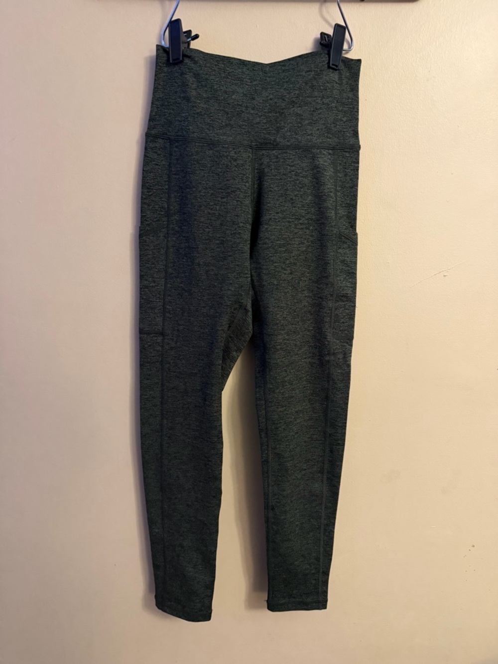 High-Rise Active Leggings in Dark Gray Heather